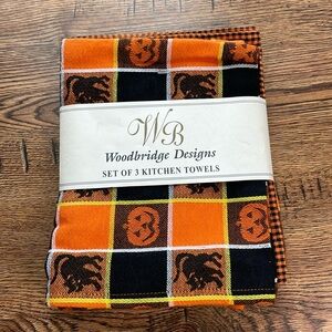 Woodbridge Designs Set of 3 Halloween Kitchen Towels. Halloween Themed. New.